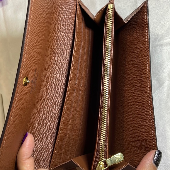 Louis Vuitton Monogram Sarah Long Wallet 🤎 - Picture 9 of 17